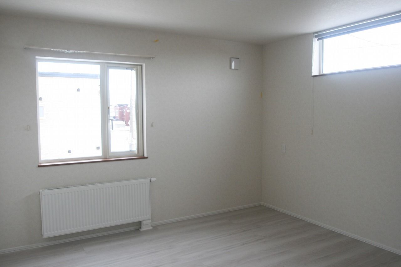 榎本建設 【2000万円台後半｜間取り図有】室内をぐるりと一周できる回遊動線。収納力もたっぷりな家の建築実例画像4