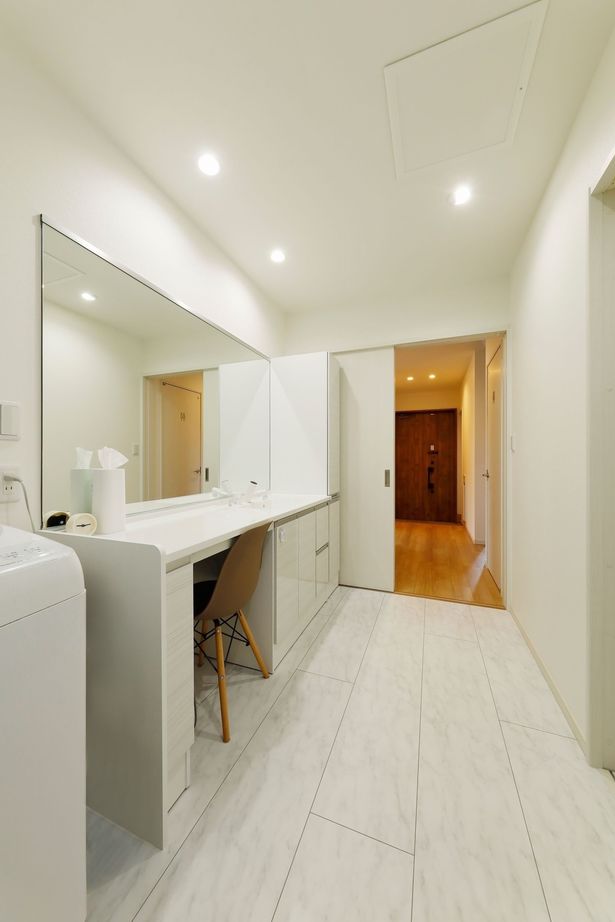 オネスティーハウス　石田屋 【太陽光蓄電池付/ウッドデッキ/間取図有】人柄に惚れ依頼して大正解！回遊動線も便利で家族が大満足の家の建築実例画像4