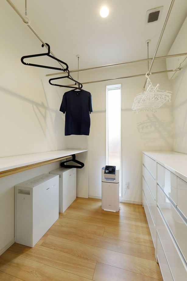 オネスティーハウス　石田屋 【太陽光蓄電池付/ウッドデッキ/間取図有】人柄に惚れ依頼して大正解！回遊動線も便利で家族が大満足の家の建築実例画像5