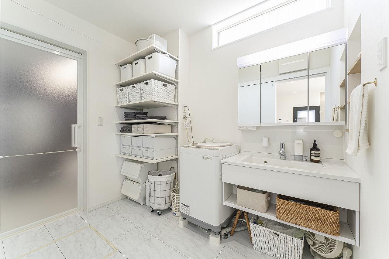 オネスティーハウス　石田屋 【大空間/リビング階段/35坪】テクノストラクチャーで叶える開放感。天井が高く、間仕切りの少ない住空間　の建築実例画像6