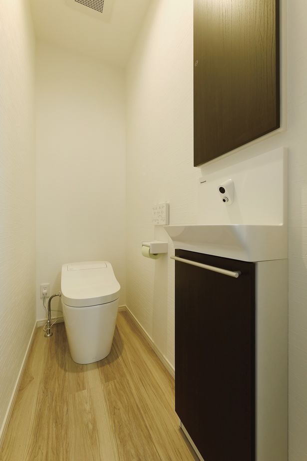 オネスティーハウス　石田屋 【平屋/間取図有】モデルハウスの外観に一目惚れ。平屋のような２階建ての住まいの建築実例画像9