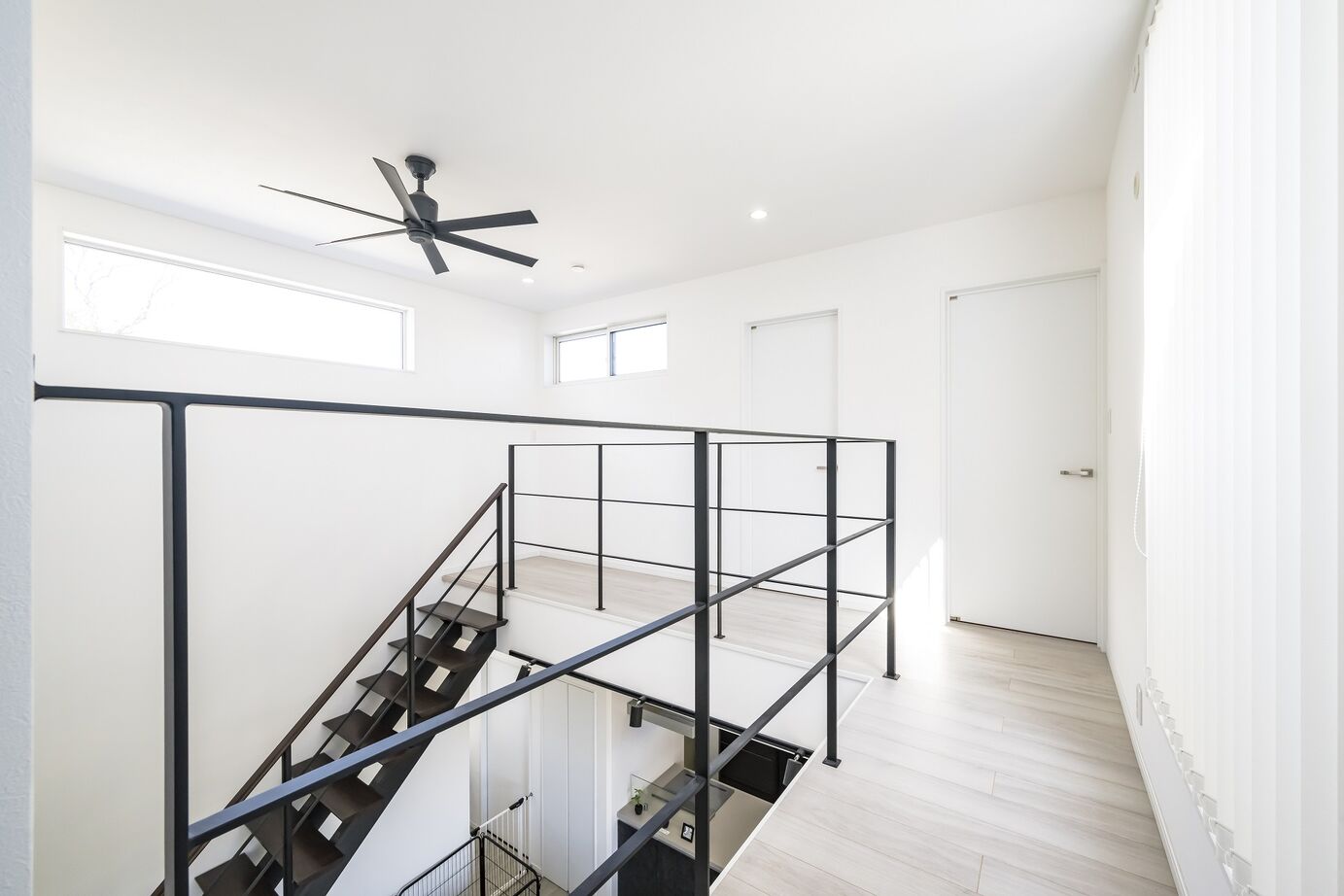 オネスティーハウス　石田屋 【ペット/デザイン/間取図有】趣味も愛犬との暮らしも満喫！防音性が高く高断熱！の建築実例画像6