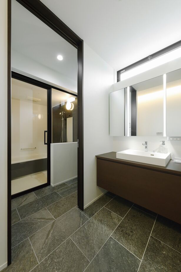 オネスティーハウス　石田屋 【平屋スタイル/建替/間取図有】こだわりの間取りと構造の強さ。電気を自給自足する平屋風の家の建築実例画像5