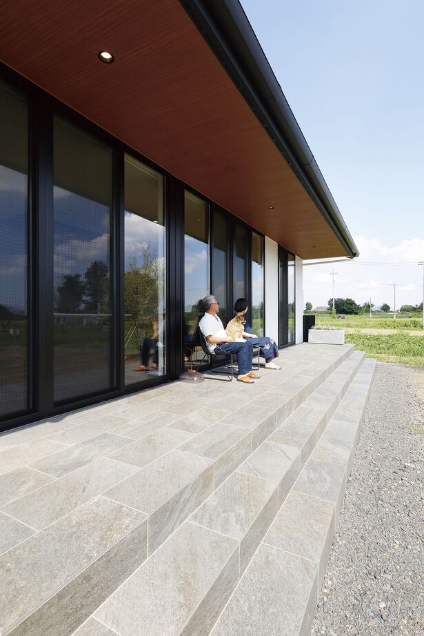 オネスティーハウス　石田屋 【平屋スタイル/建替/間取図有】こだわりの間取りと構造の強さ。電気を自給自足する平屋風の家の建築実例画像7