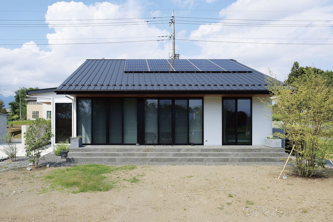 オネスティーハウス　石田屋 【平屋スタイル/建替/間取図有】こだわりの間取りと構造の強さ。電気を自給自足する平屋風の家の建築実例画像8