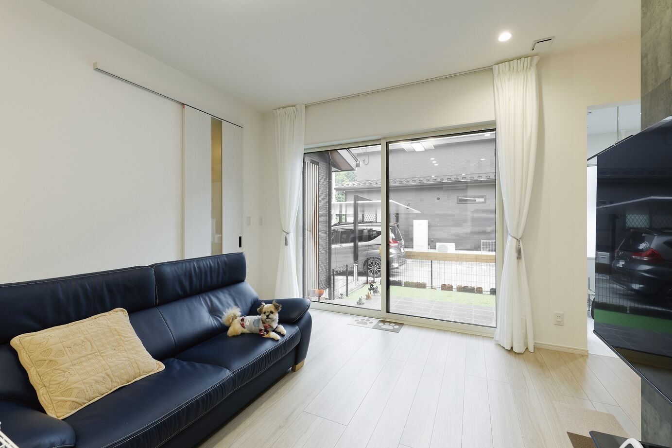 オネスティーハウス　石田屋 【平屋/太陽光蓄電池付/間取図有】ドッグラン＆高断熱の居心地人もワンちゃんも快適な平屋の建築実例画像3