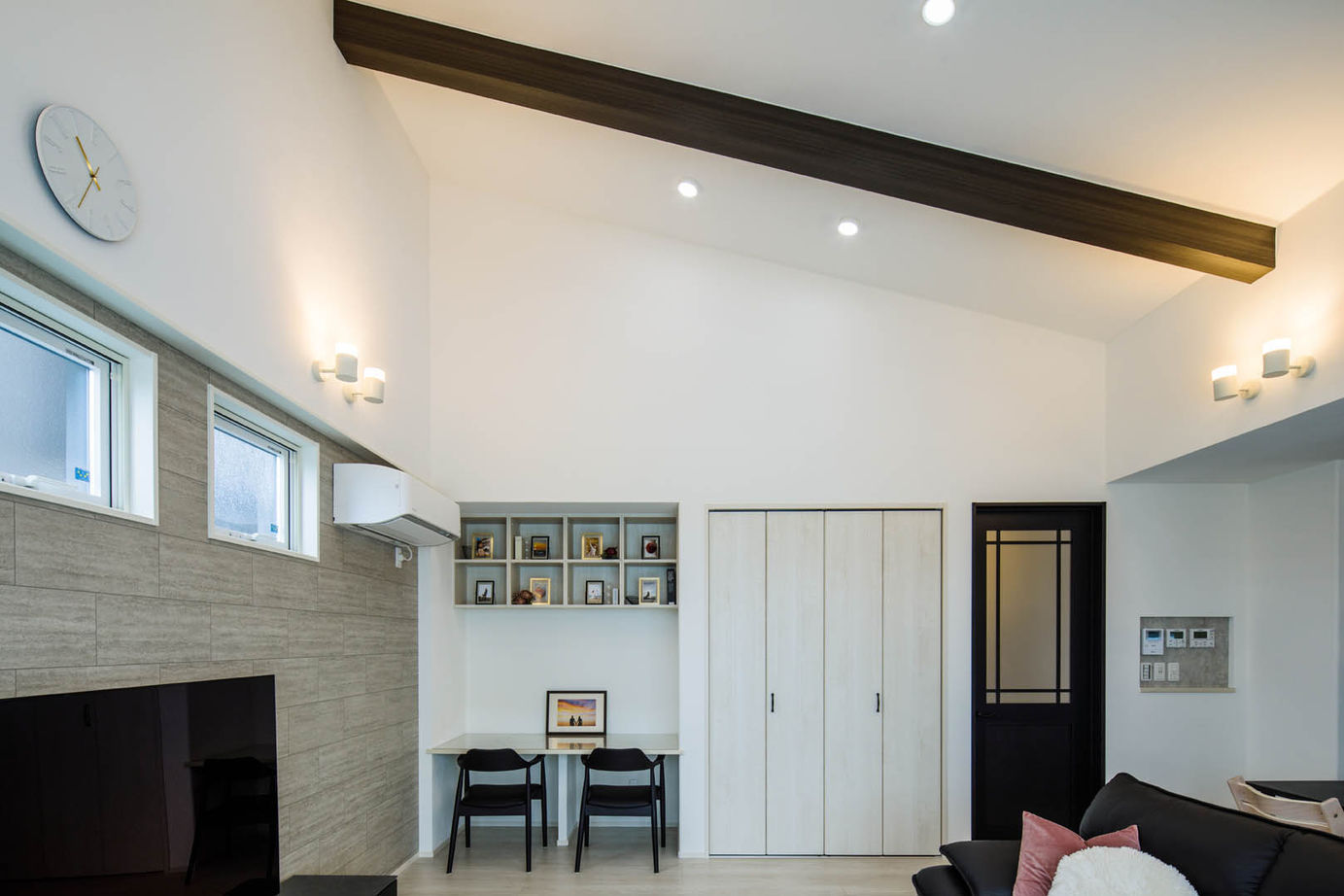 イシカワ 【2階建て/50.5坪/インナーガレージ/2階リビング】趣味を満喫！日当たりも眺望も大満足なガレージハウスの建築実例画像7