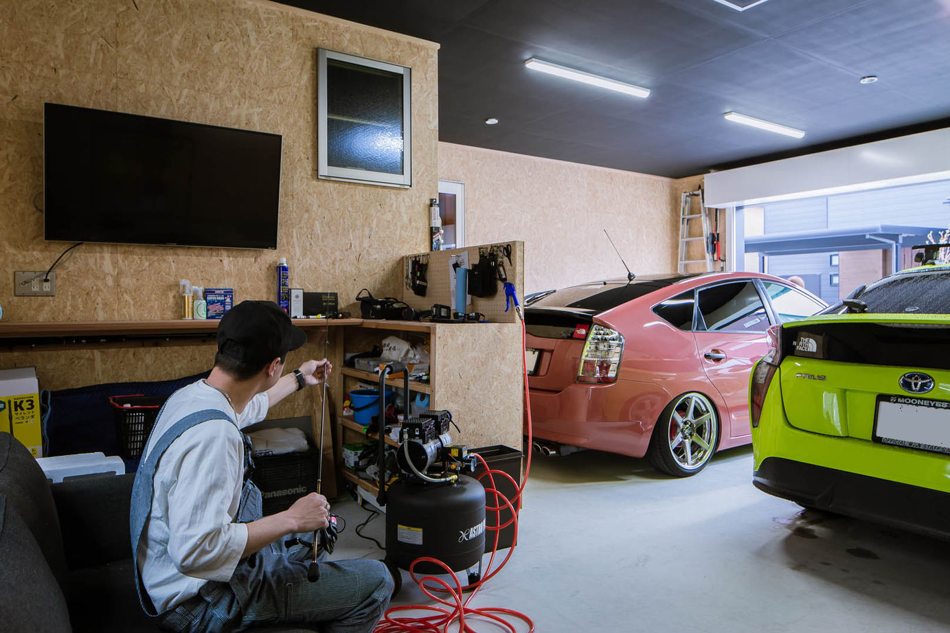 イシカワ 【2階建て/49.3坪/インナーガレージ】クールなガレージハウス＆収納充実で暮らしやすさも大満足の建築実例画像3