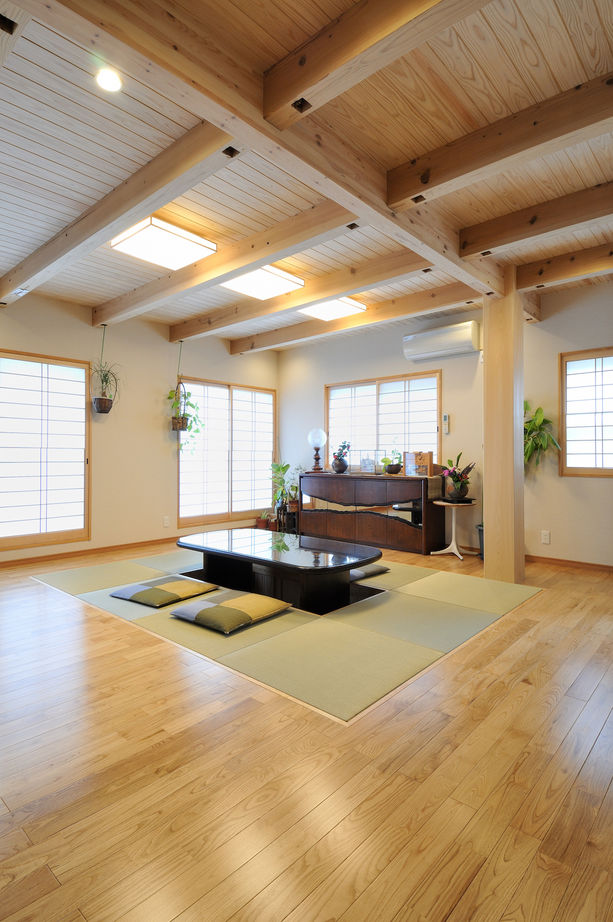 福永工務店　一級建築士事務所 【2000万円台/大阪府】栗や檜、国産の無垢材を使った 職人の技と心を感じる木の家の建築実例画像3