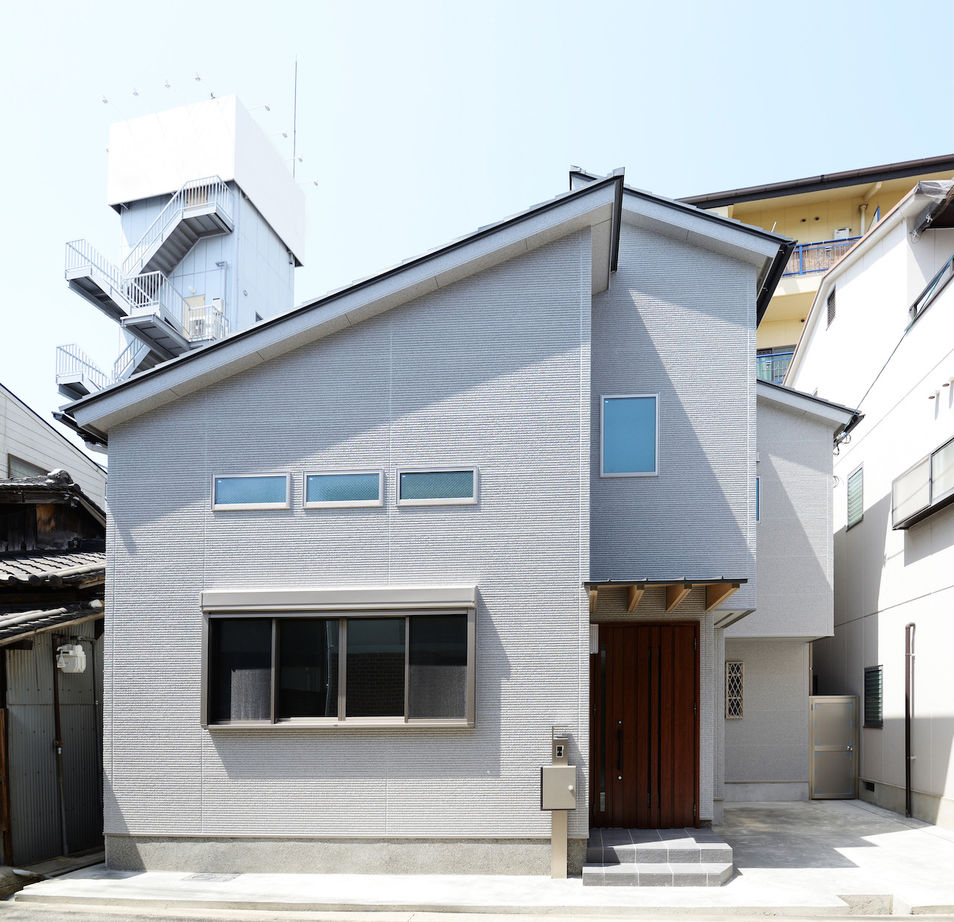 福永工務店　一級建築士事務所 【2000万円台/長期優良住宅/耐震等級３】吹き抜けや木組みも取り入れた将来は1階だけで生活が完結する住宅の建築実例画像2