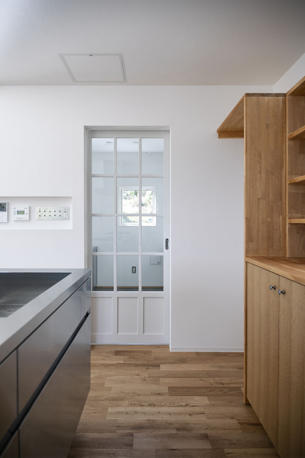 カタチハウス 【猫と暮らす家】屋久島杉+ウッドロングエコの外壁　自然に囲まれた夢の平屋の建築実例画像10