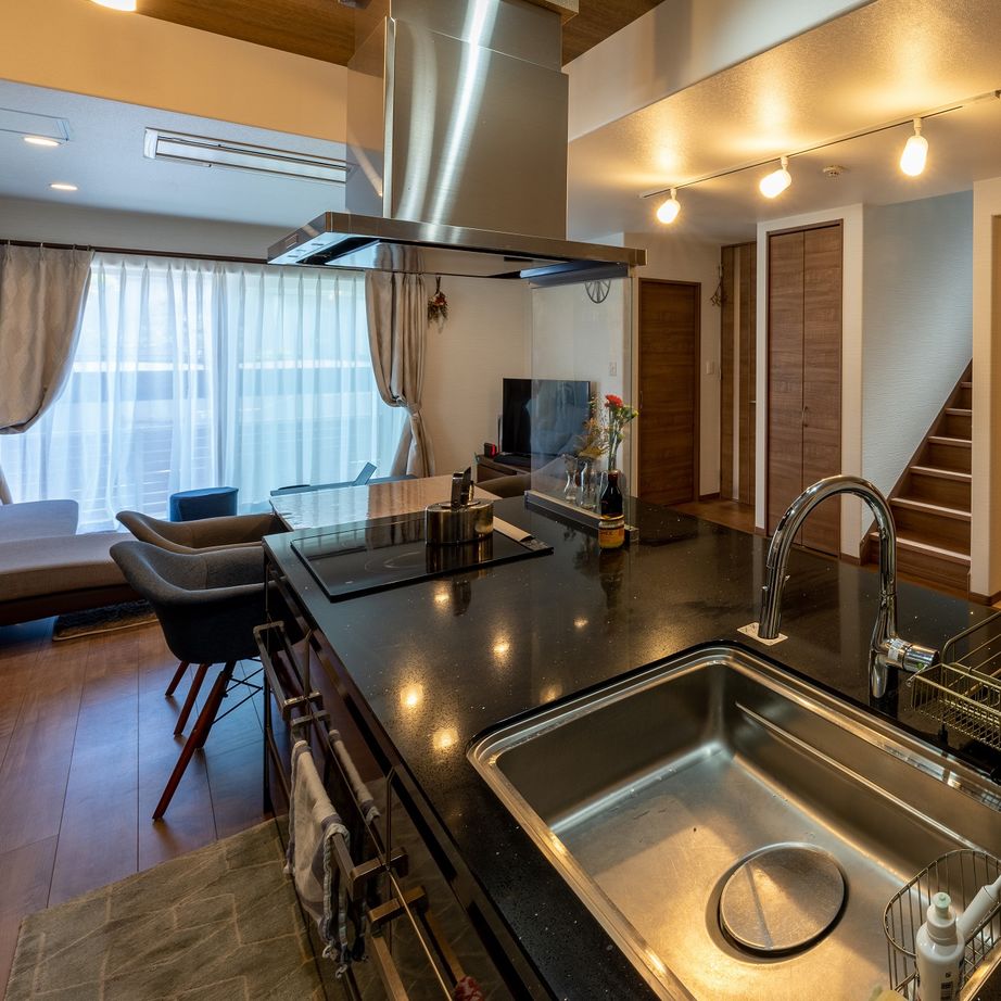 前昌建設 【奈良県｜間取り有】敷地70坪にゆったりと計画した、キッチンを主役にデザインされた家の建築実例画像3