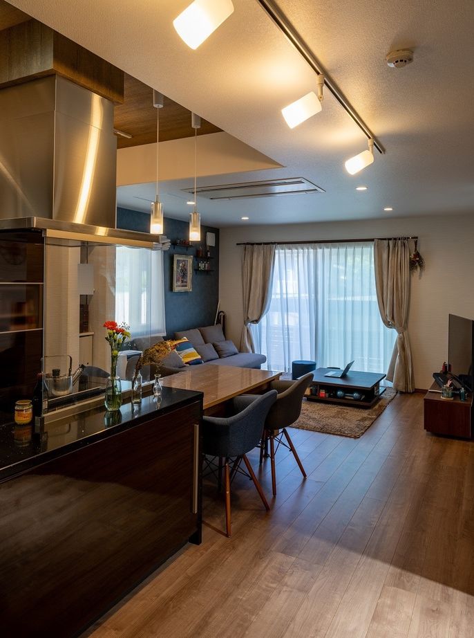 前昌建設 【奈良県｜間取り有】敷地70坪にゆったりと計画した、キッチンを主役にデザインされた家の建築実例画像5