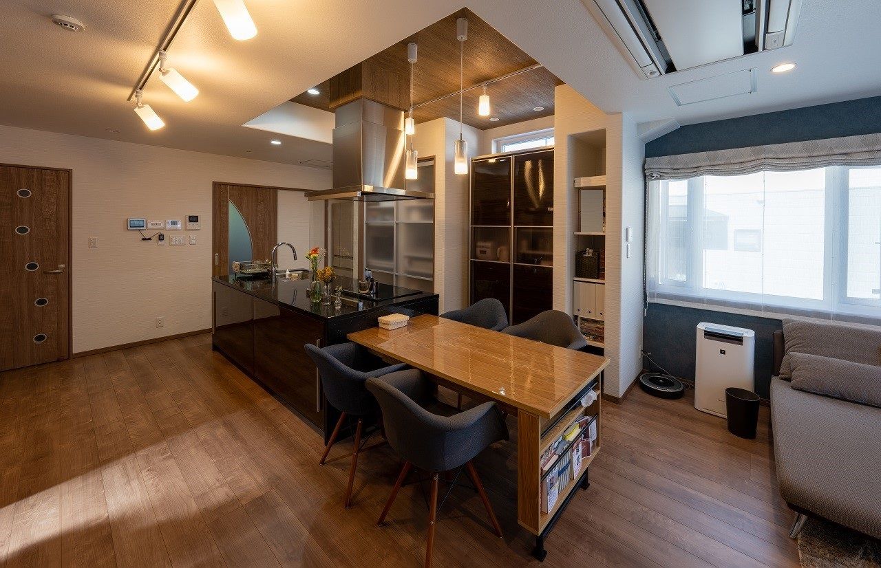 前昌建設 【奈良県｜間取り有】敷地70坪にゆったりと計画した、キッチンを主役にデザインされた家の建築実例画像6