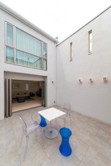 住友不動産ハウジング 【中庭／吹き抜け／約55坪】LDK＋パティオでゆとりある間取りを実現。全館空調で快適な都会の住まいの建築実例画像5