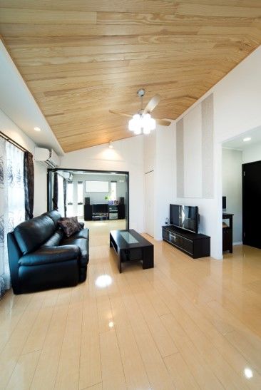 住友不動産ハウジング 【二世帯住宅／ビルトインガレージ／約60坪】間取りや収納の工夫で二世帯が快適に暮らす住まいの建築実例画像5