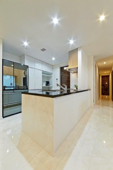 住友不動産ハウジング 【二世帯住宅／吹き抜け／約75坪】自由設計で叶えた、二世帯が心地よい距離感で暮らすおしゃれな住まいの建築実例画像4