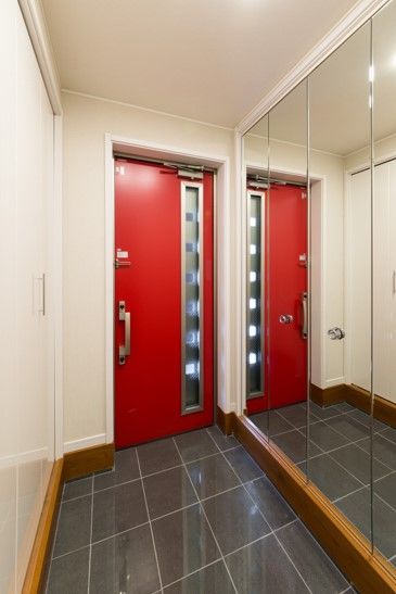 住友不動産ハウジング 【3階建て／縦長／約43坪】ゆとりを生む勾配天井の3階LDK。エレベーターで上下階の移動も快適にの建築実例画像7