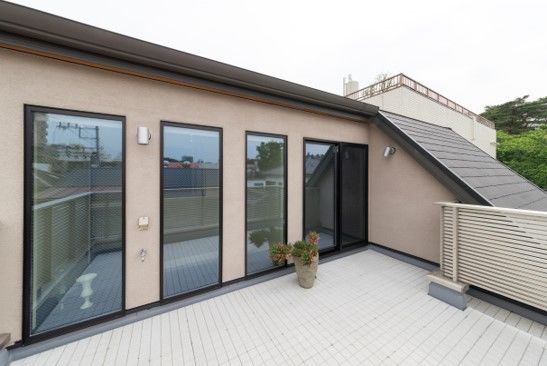 住友不動産ハウジング 【おしゃれ／約59坪】リビングに自然と家族が集う、間取りや素材など細部までこだわり抜いた家づくりの建築実例画像5