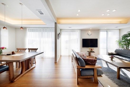 住友不動産ハウジング 【リビング階段／おしゃれ／63坪】ナチュラル×モダン。温もりある空間と洗練されたデザインが融合した家の建築実例画像3