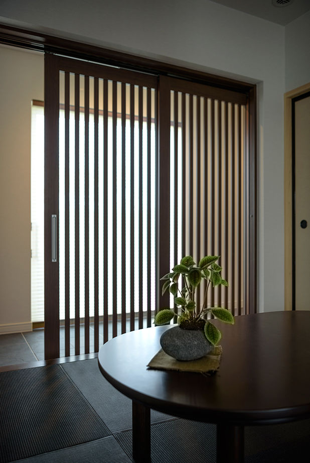 セキスイハイム 共働き夫婦の家事と子育てをスムーズに。インテリアも動線もこだわった、庭とつながり、家族とつながる平屋の建築実例画像11