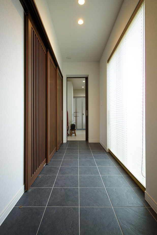 セキスイハイム 共働き夫婦の家事と子育てをスムーズに。インテリアも動線もこだわった、庭とつながり、家族とつながる平屋の建築実例画像12