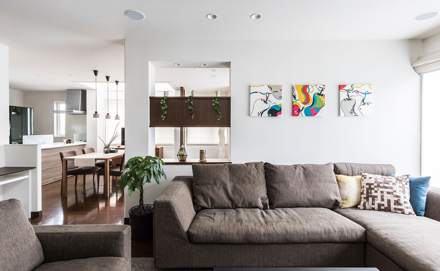 セキスイハイム 【40.2坪/夫婦/２つの吹き抜け】シックで若々しい、こだわりのインテリアが映える家の建築実例画像3