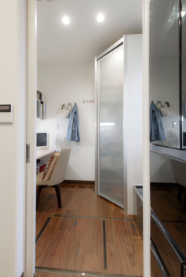 セキスイハイム 理想の子育て環境と、ワンフロアで生活できる便利さをかなえた完全分離型二世帯住宅の建築実例画像11