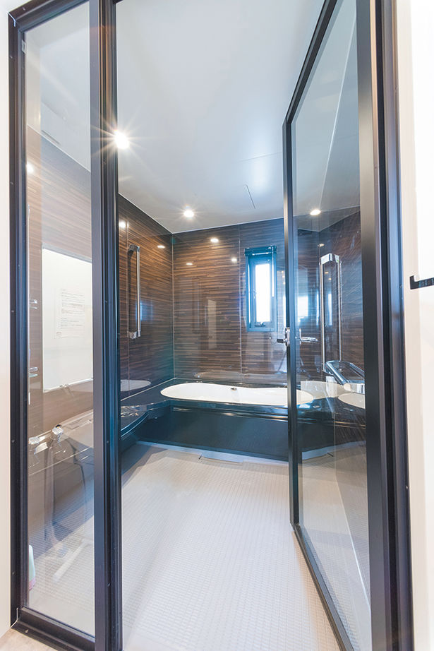 セキスイハイム 間仕切りをなくしたワンフロアに、溢れる光を採り込み開放感に包まれたイメージ通りの住まいをの建築実例画像13