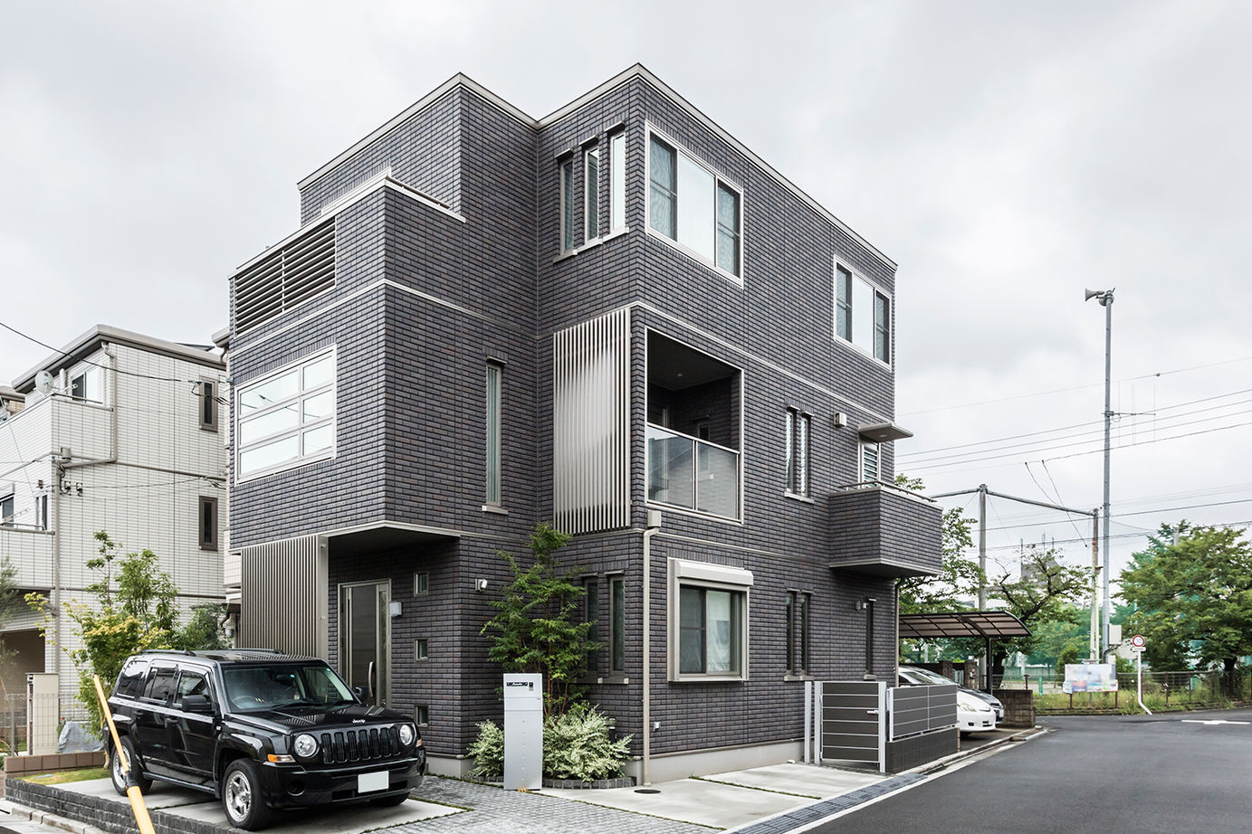 セキスイハイム 忙しい共働き家族にうれしい工夫や収納を随所に。約31坪の敷地を生かしたスタイリッシュな３階建ての建築実例画像13