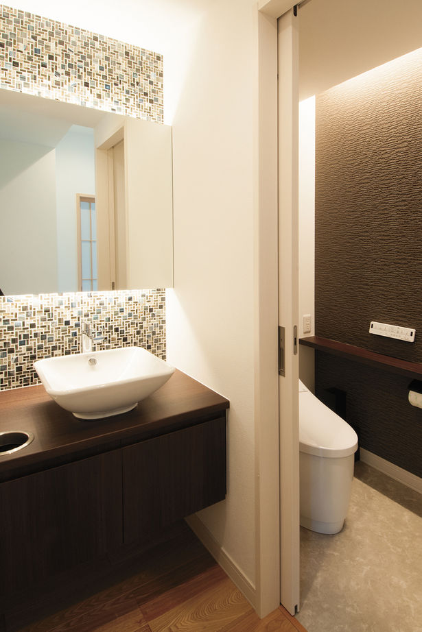 セキスイハイム ウチとソトがつながり、美しく広がる暮らしの空間。巧みな家事・子育て動線が共働き家族を支える家の建築実例画像16