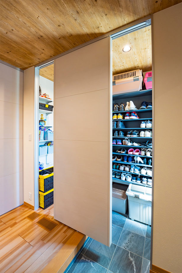 セキスイハイム 【39.4坪/夫婦＋子ども2人＋愛犬2匹】子育て、愛犬との暮らしを楽しめる、スタイリッシュな住まいの建築実例画像16