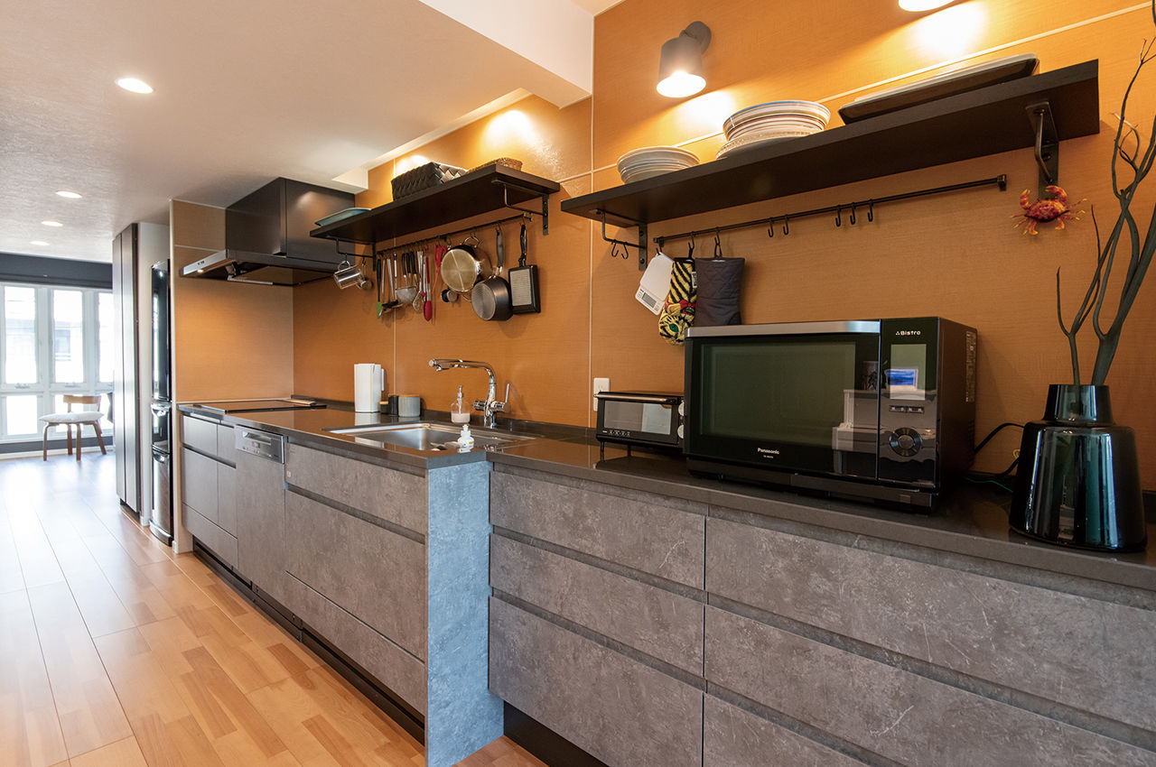 セキスイハイム 【45.9坪/夫婦】大きな窓から空と緑の眺めを楽しむ、フロアごとに趣の異なる都会の３階建て住宅の建築実例画像4