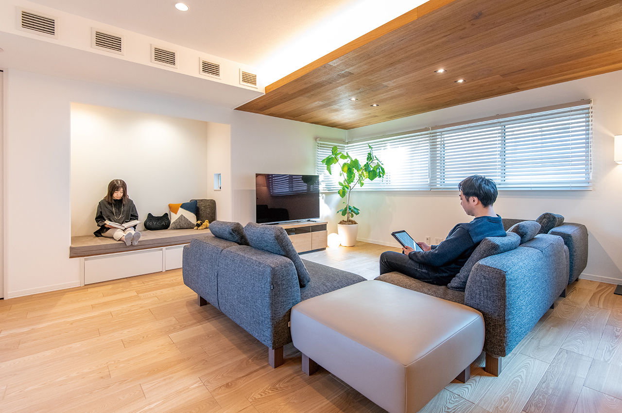 セキスイハイム 【３階建/夫婦】ぬくもりあるくつろぎ空間と快適な広々ワークスペースを兼ね備えた都市型の住まいの建築実例画像2