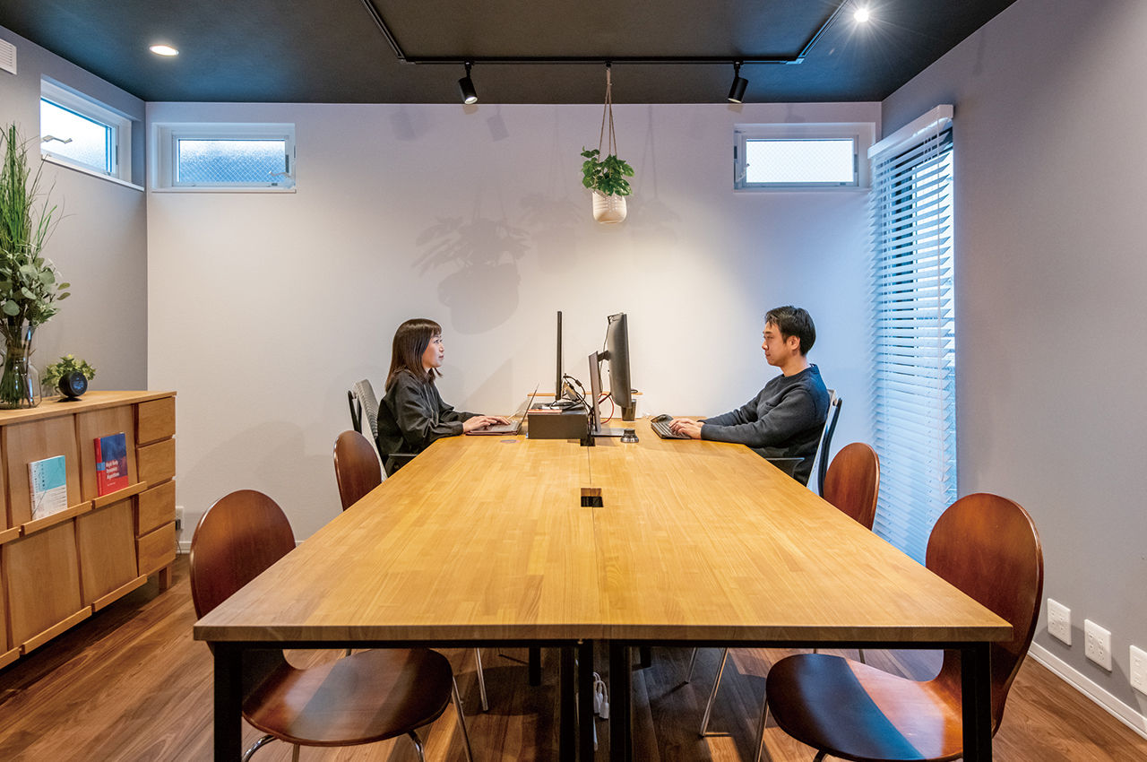 セキスイハイム 【３階建/夫婦】ぬくもりあるくつろぎ空間と快適な広々ワークスペースを兼ね備えた都市型の住まいの建築実例画像7