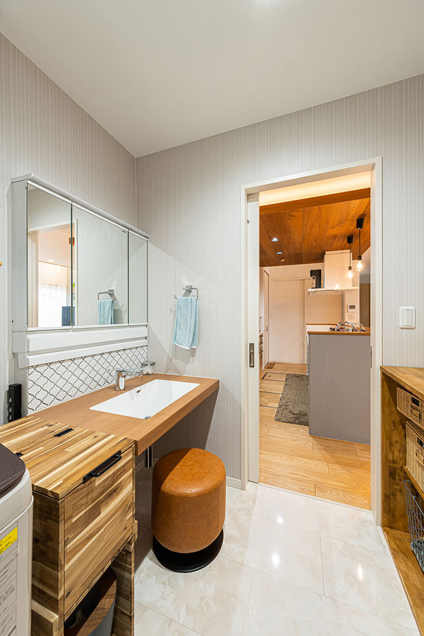 セキスイハイム 【38.8坪/夫婦＋子ども1人】大きな吹き抜けのある開放空間で広々と暮らす、家族もペットも心地よい住まいの建築実例画像12