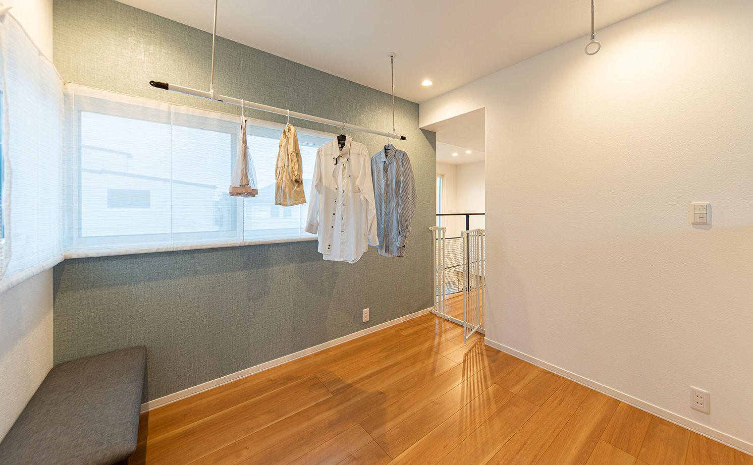 セキスイハイム 【38.8坪/夫婦＋子ども1人】大きな吹き抜けのある開放空間で広々と暮らす、家族もペットも心地よい住まいの建築実例画像13