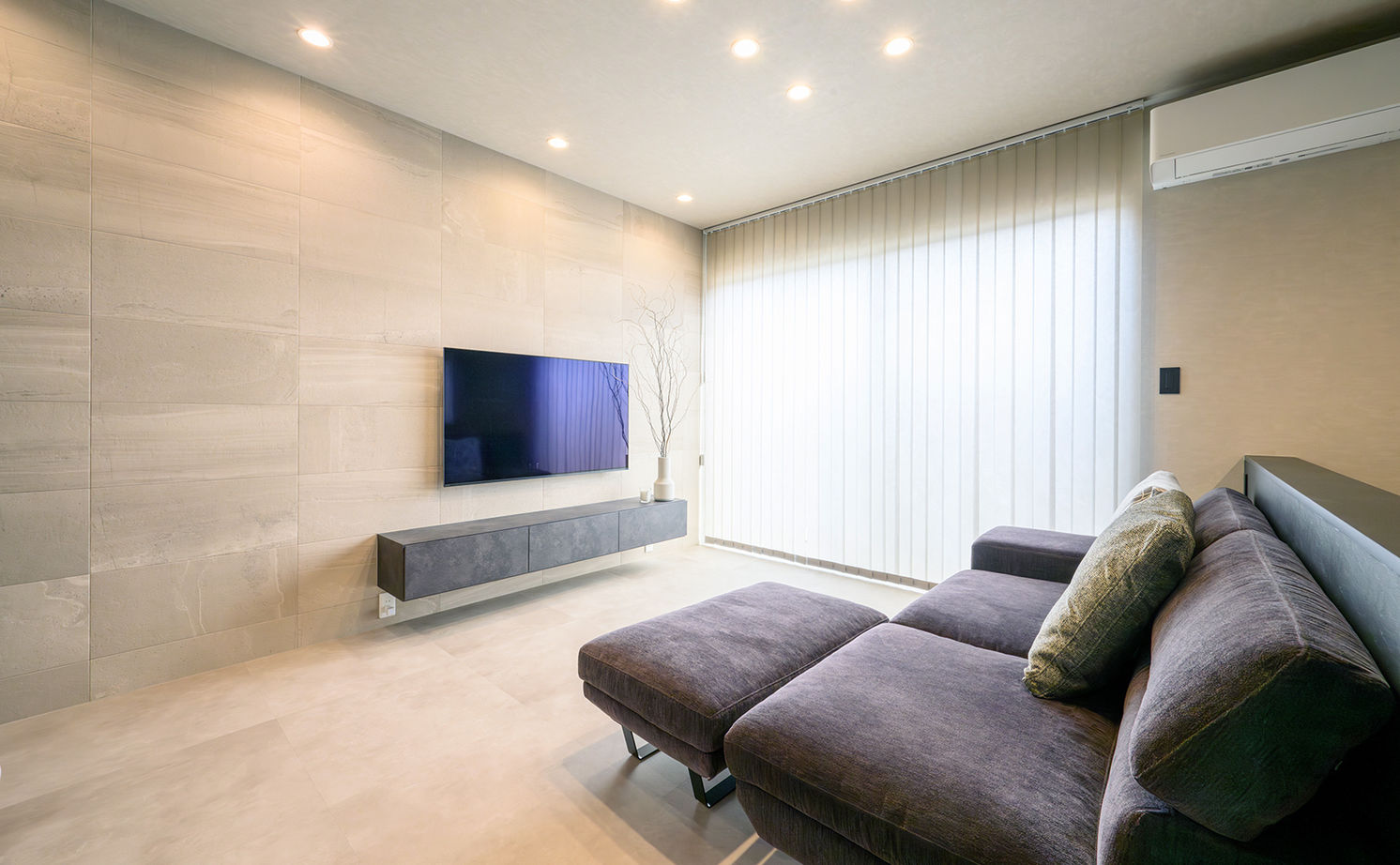 セキスイハイム 【28.9坪/夫婦】生活感を抑えたスタイリッシュな空間で“非日常”を楽しむホテルライクな住まいの建築実例画像3