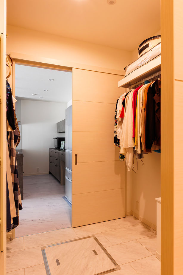 セキスイハイム 【34.2坪/夫婦】平屋×回遊動線で家事も移動もスムーズに。ストレスを軽減するスタイリッシュな住まいの建築実例画像13