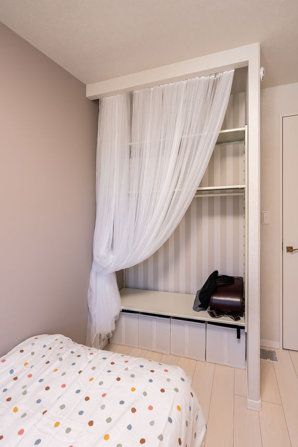 セキスイハイム 【31.7坪/夫婦＋子ども3人】美しくつくり上げた空間の中で、日々の家事効率を高める回遊動線×平屋の住まいの建築実例画像12