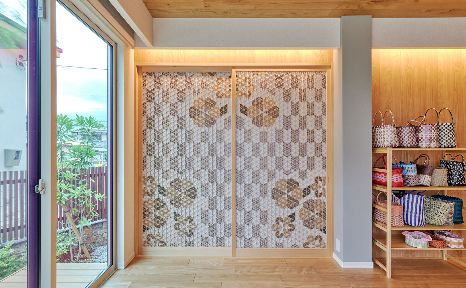 セキスイハイム 【134坪/両親+夫婦+子ども3人】和の伝統意匠と先進的な機能性が共鳴する、自然素材の息づく上質な住まいの建築実例画像11