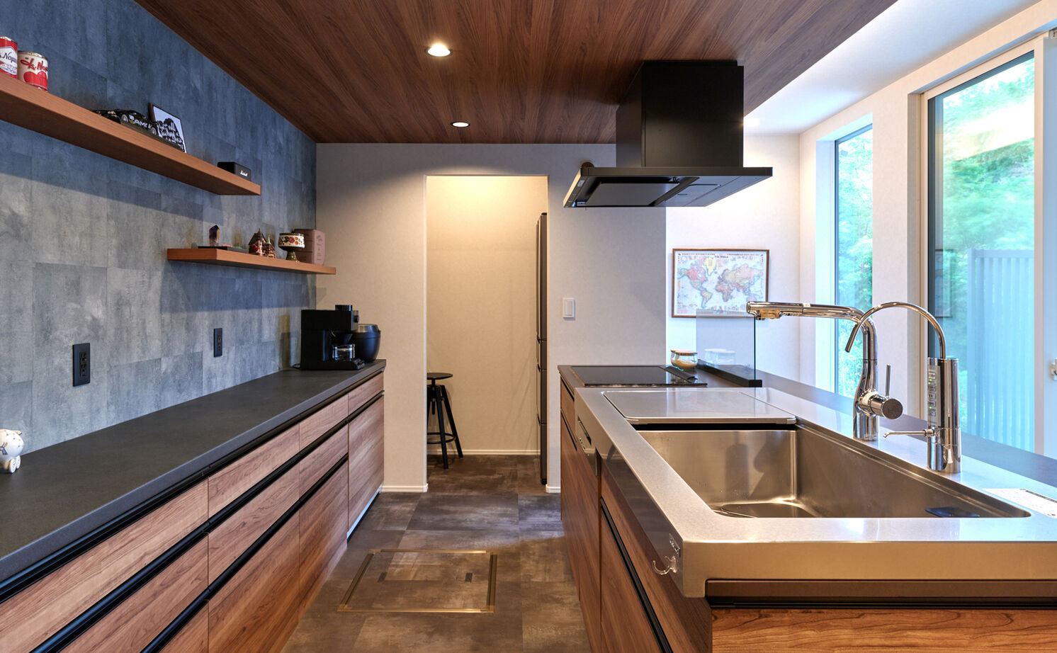 セキスイハイム 【ガレージハウス/夫婦+子ども2人】家具との調和を重視した空間設計。2台分のビルトインガレージを叶えた家の建築実例画像5