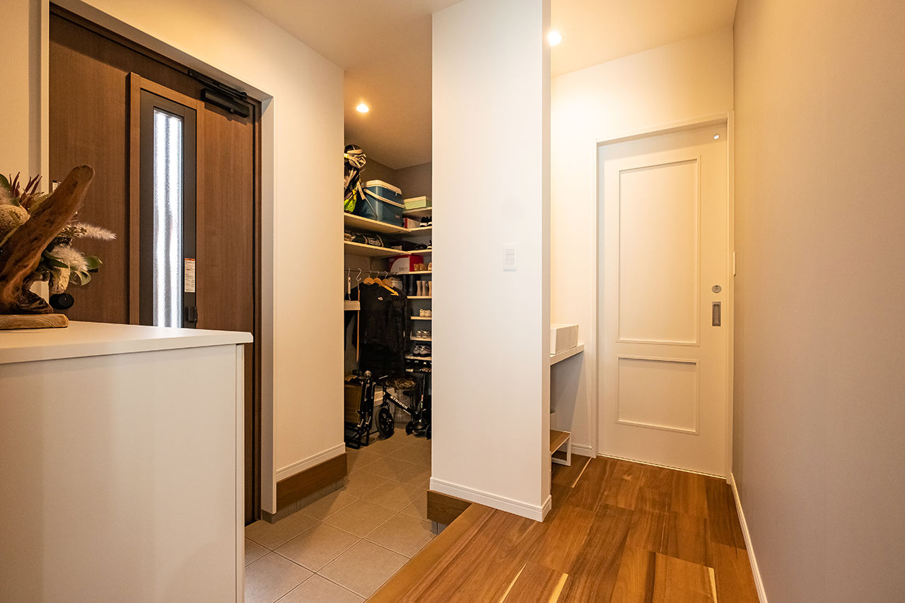 ぽっくハウス 【沼津市｜長期優良住宅｜自然素材】木の温かみに包まれるナチュラルな家で、子育ても趣味も満喫の建築実例画像9