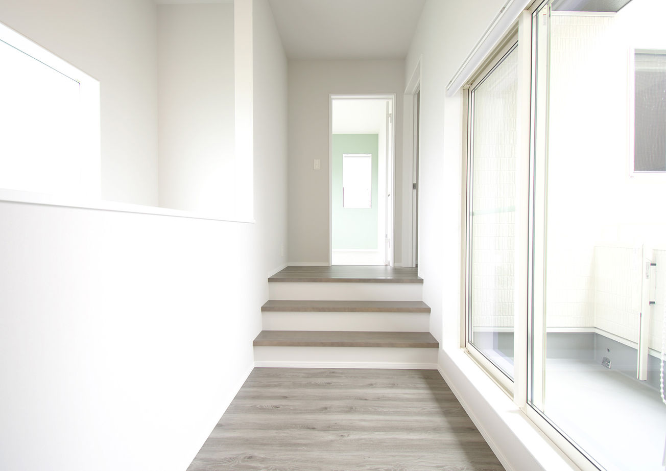 マコトホーム 【栗東/2000万円台/30坪台/土地探し】外からの視線は遮りながら、中庭から光や風を取り込む開放感のある家の建築実例画像8