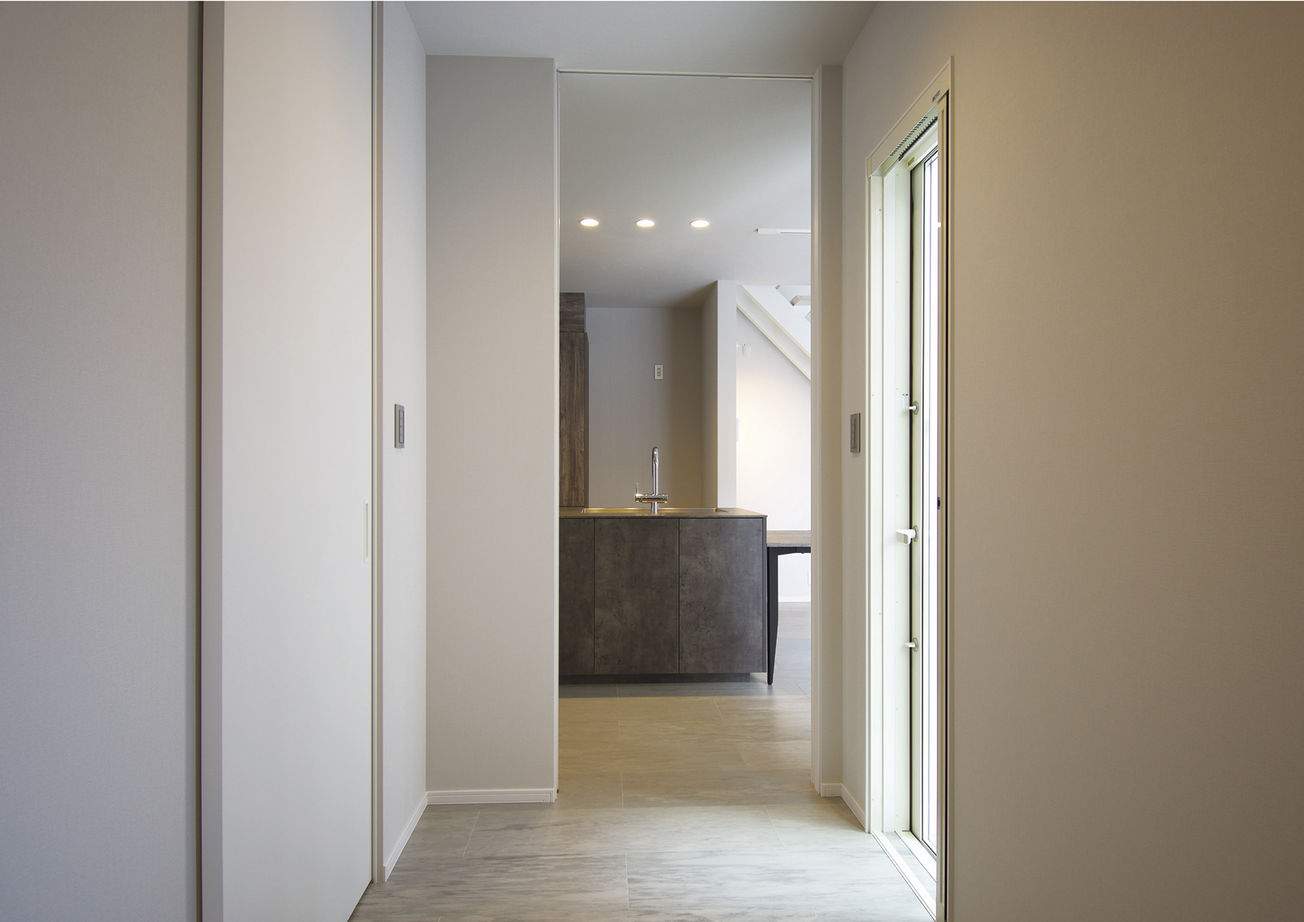 マコトホーム 【栗東/2000万円台/30坪台/土地探し】外からの視線は遮りながら、中庭から光や風を取り込む開放感のある家の建築実例画像10