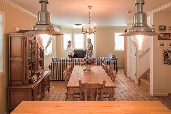 ロビンスジャパン 【2000万円台/間取図】海外ドラマに出てくるような優美な3階建ての輸入住宅の建築実例画像2