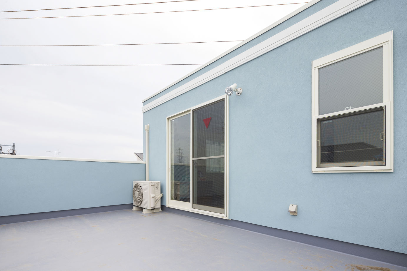 ロビンスジャパン 【2000万円台/間取図】海外ドラマに出てくるような優美な3階建ての輸入住宅の建築実例画像9