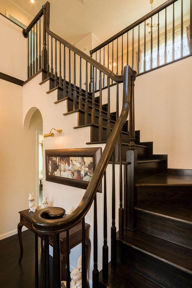 ロビンスジャパン 【2000万円台/44.6坪/レンガ/ジョージアン/間取り図公開】アンティークが似合うレンガの家の建築実例画像6