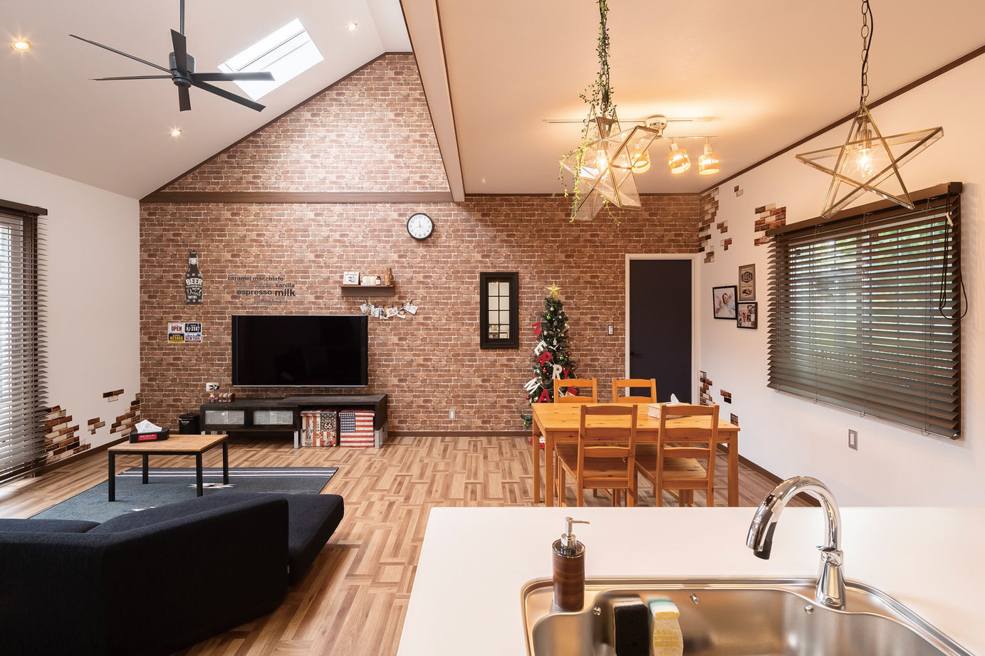 ロビンスジャパン 【1422万円/31坪/平屋/間取り図公開】ブルックリンカフェ・スタイル　子育ても家事も楽しい平屋の輸入住宅の建築実例画像5