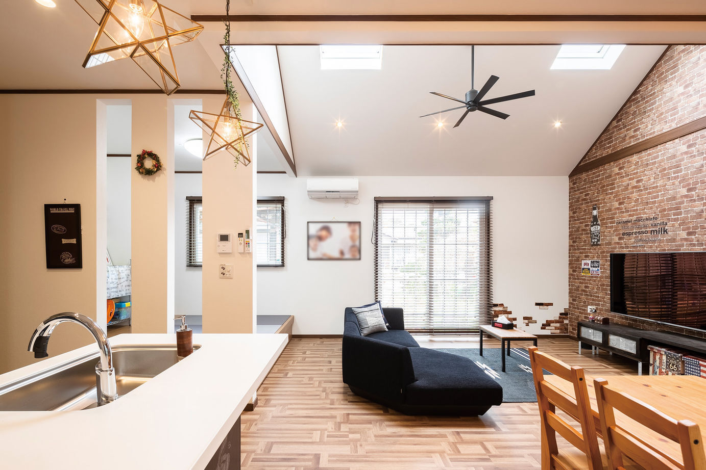 ロビンスジャパン 【1422万円/31坪/平屋/間取り図公開】ブルックリンカフェ・スタイル　子育ても家事も楽しい平屋の輸入住宅の建築実例画像6